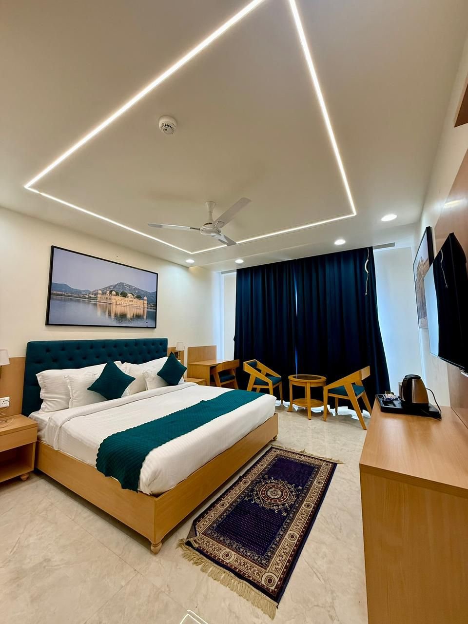 Super Deluxe Room Hotel Block